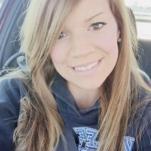 Meet your Posher, Crystal